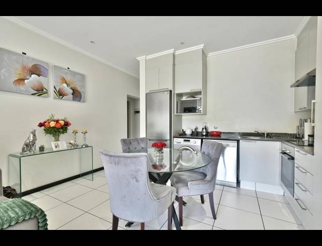 1 BEDROOM APARTMENT FOR SALE IN LONEHILL